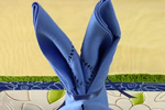 vegetarisk Ass manipulere Foldet serviet med “kaninører” | HUSRÅD | Husråd for alle